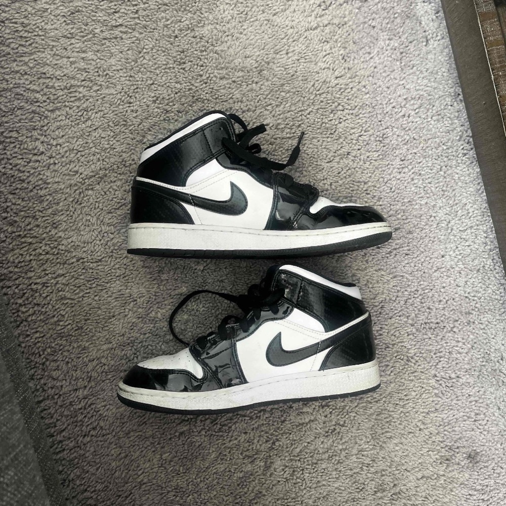 Jordan Black and White Athletic Shoes